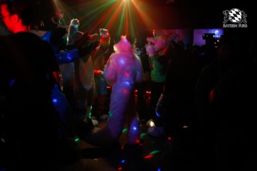 BFD2 0014 von Miu Luna