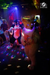 BFD2 0130 von Miu Luna